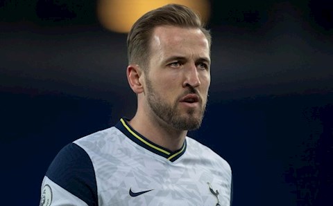 Nằng nặc đòi ra đi, Kane vẫn được đồng đội Spurs tung hô