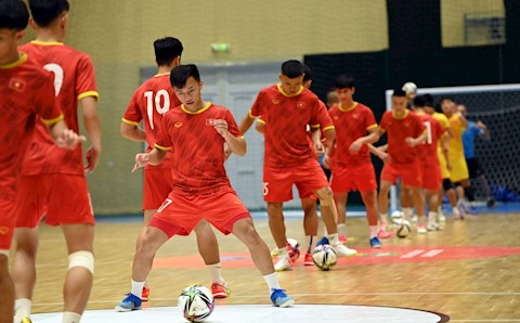ĐT futsal Việt Nam có tâm trạng tốt trước trận gặp Brazil