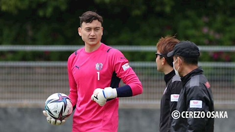 Đặng Văn Lâm đứng trước cơ hội giành danh hiệu đầu tiên tại Cerezo Osaka