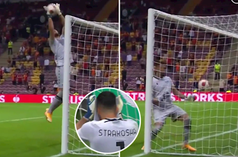 Thủ môn Lazio phản lưới nhà không thể tin được ở Europa League