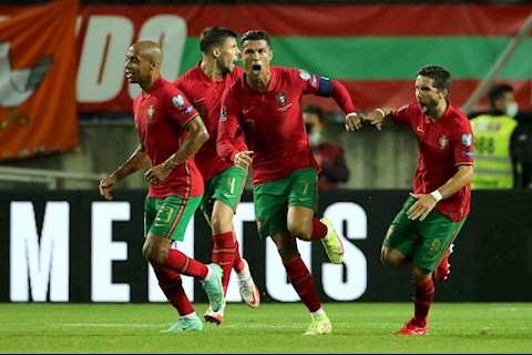 Cristiano Ronaldo chính thức phá kỷ lục ghi bàn vĩ đại nhất ở cấp ĐTQG