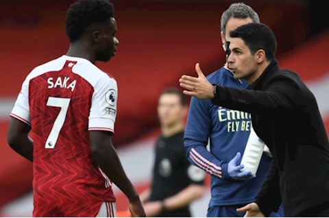 Bukayo Saka gây thất vọng, Mikel Arteta giải thích thế nào?