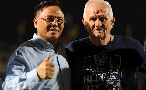 Thanh Hóa báo tin không vui về HLV Petrovic 