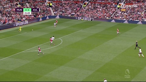 De Gea mắc sai lầm rồi cứu thua cho MU