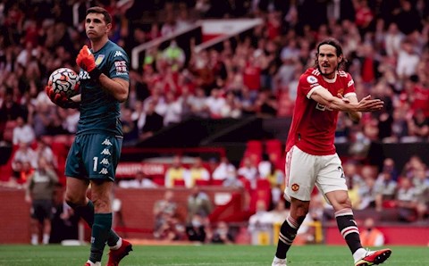Màn trình diễn đầu tiên của cầu thủ 2 số áo tại Man United
