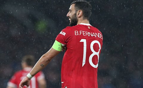 Bruno Fernandes tiết lộ về kế hoạch tạo siêu phẩm vô-lê với Telles