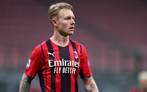 Simon Kjaer: Thủ lĩnh không cần tấm băng đội trưởng của AC Milan