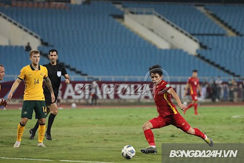 5 điểm nhấn sau trận Việt Nam 0-1 Australia: Tranh cãi tình huống VAR của Hồng Duy