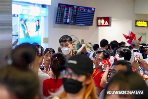 U23 Việt Nam gặp sự cố khi trở về