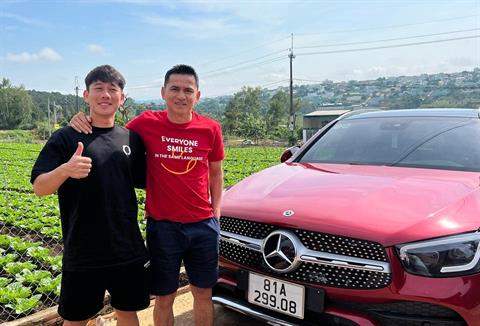 HLV Kiatisuk tiết lộ xe mới của Minh Vương