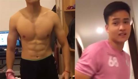 VIDEO: Bùi Hoàng Việt Anh mặc cả với mẹ khi khoe body 6 múi