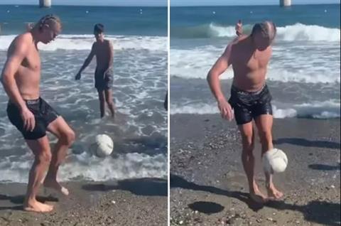 Video: Erling Haaland đá bóng với fan trên bờ biển Tây Ban Nha