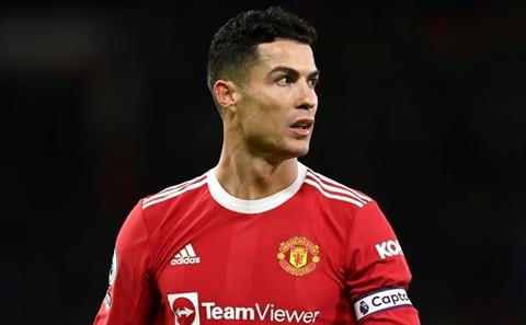 Ronaldo muốn rời MU vì...sợ Messi?
