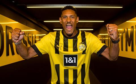Sebastien Haller trở lại luyện tập sau ba tháng ngồi ngoài
