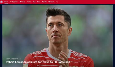 Siêu tiền đạo Lewandowski CHÍNH THỨC rời Bayern để đến Barca