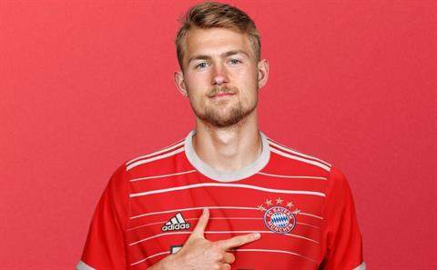 Nóng: Bayern Munich chiêu mộ De Ligt với giá khủng