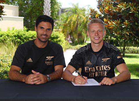CHÍNH THỨC: Zinchenko gia nhập Arsenal 