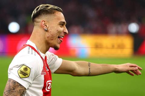Antony tức giận với Ajax
