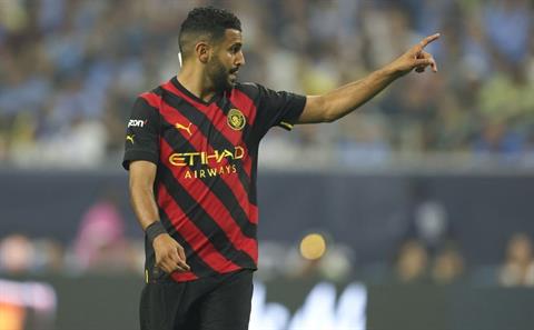 Mahrez cảnh báo các đối thủ về sức mạnh của Man City