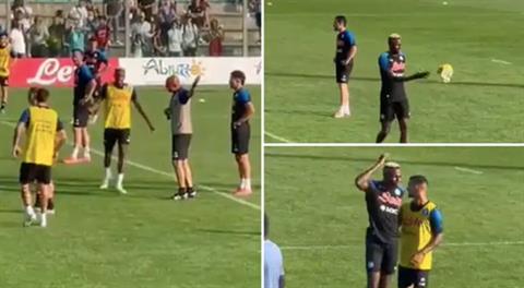 Mâu thuẫn với HLV, Victor Osimhen sẵn sàng rời Napoli tới MU