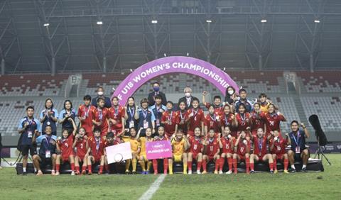 HLV U18 nữ Việt Nam ngợi khen học trò sau thất bại ở chung kết