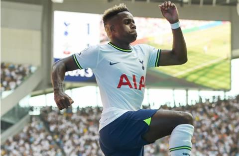 “Conte sẽ giết tôi nếu tôi không ghi bàn”