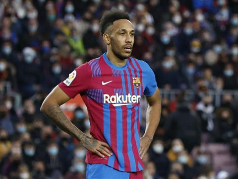 Aubameyang phản ứng thế nào khi được Chelsea quan tâm?