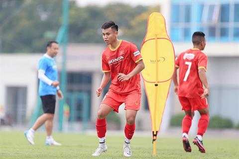 Tuyển thủ U23 Việt Nam quyết tâm cạnh tranh suất đá chính ở Viettel FC