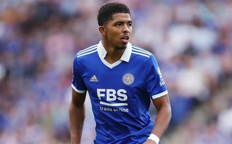 Leicester dội nước lạnh Chelsea vụ Wesley Fofana