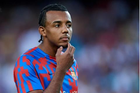Barca vẫn chưa thể đăng ký Jules Kounde