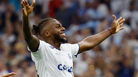 Hậu vệ Arsenal ghi bàn trong 2 trận liên tiếp cho Marseille