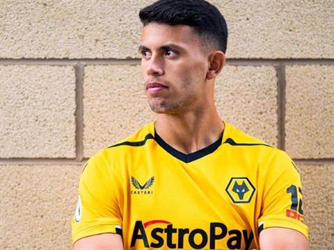 Wolves có bản hợp đồng kỷ lục 