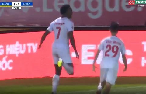 HAGL gục ngã sau siêu phẩm của Mpande