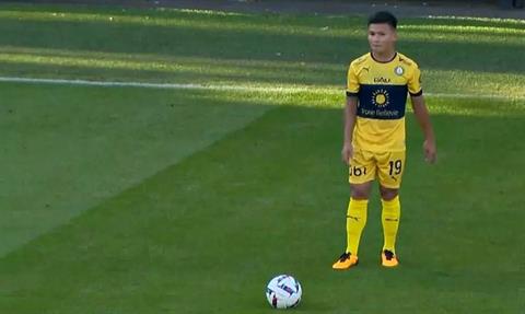 Quang Hải vẫn chỉ vào sân từ ghế dự bị, Pau FC lại thua