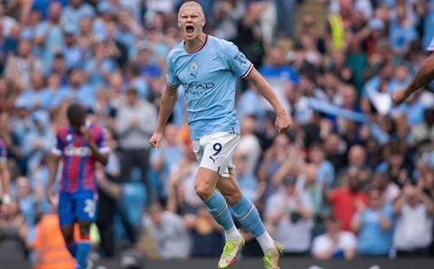Erling Haaland nói gì sau cú hat-trick đầu tiên cho Man City?
