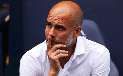 Pep Guardiola chỉ trích hàng thủ Man City yếu đuối