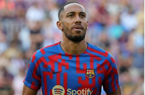 Aubameyang bị tấn công bằng súng tại nhà