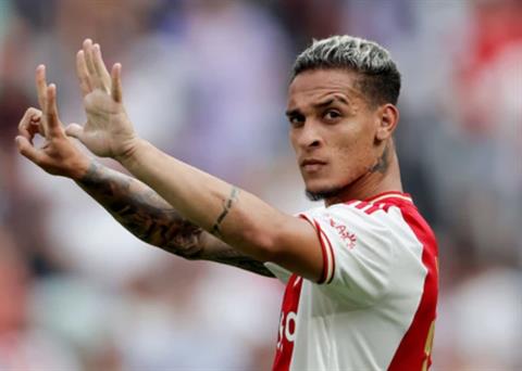 Antony ra mắt MU ở đại chiến Arsenal?