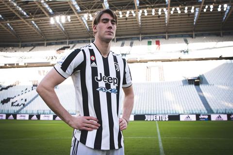 Những sự thật thú vị về kỷ lục gia Dusan Vlahovic của Juventus