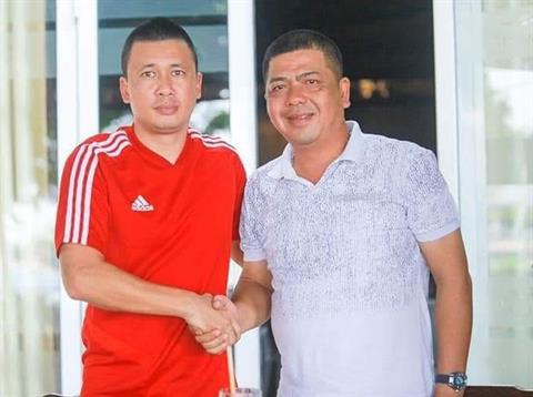 CĐV Hải Phòng trực tiếp xin lỗi trọng tài FIFA vì nhổ nước bọt ở Lạch Tray