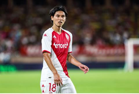 Takumi Minamino là bản hợp đồng tệ nhất Ligue 1