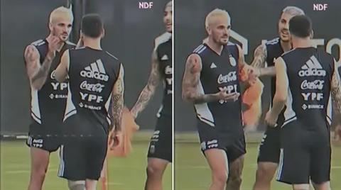 Messi bị đồng đội chửi ngu