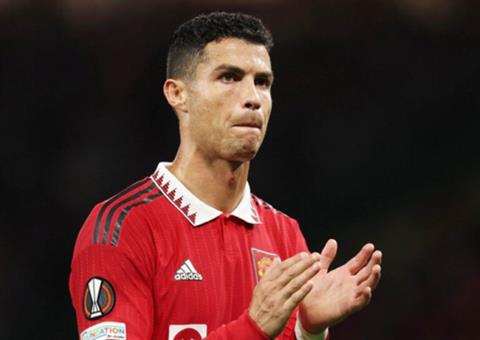 Ronaldo tuyên bố yêu MU trong ngày chia tay
