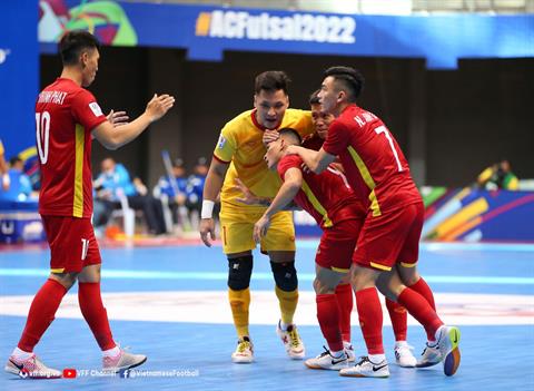 Đánh bại hiện tượng Saudi Arabia, futsal Việt Nam mở toang cánh cửa vào tứ kết Asian Cup 2022