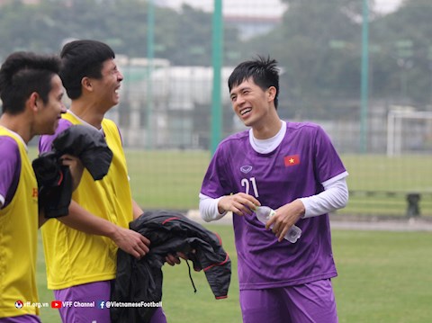 ĐT Việt Nam lạc quan trở lại trong buổi tập đầu tiên của năm 2022