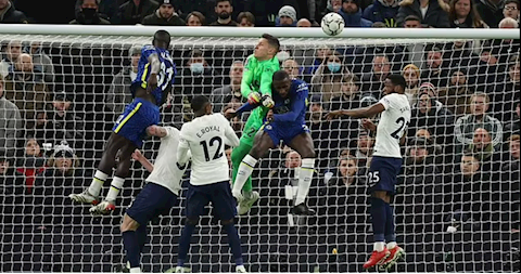 Antonio Conte bị chỉ trích thậm tệ