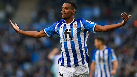 Điểm tin bóng đá sáng 6/2: MU nhảy vào tranh mục tiêu hàng đầu của Arsenal