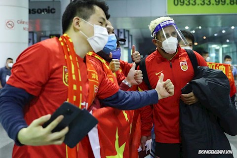 ĐT Trung Quốc mang theo ba ngoại binh tới Việt Nam