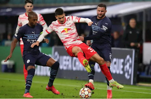 Man City nhận tin cực buồn từ Kyle Walker