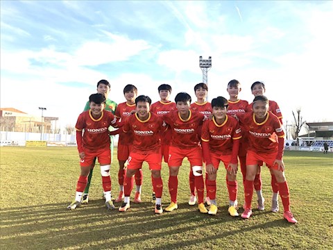 Tuyển nữ Việt Nam nối dài mạch bất bại trên đất Tây Ban Nha